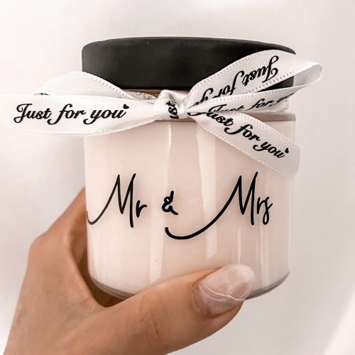 never szóló illatgyertya